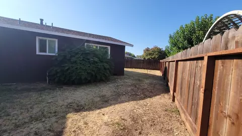 1424 Kent Way, Modesto, CA 95355 photo 28