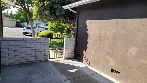 1424 Kent Way, Modesto, CA 95355 photo 3