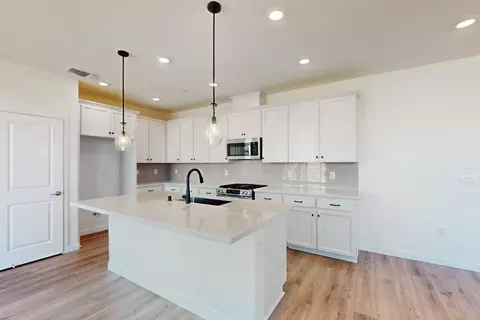 3469 Nightberry Dr, Folsom, CA 95630 photo 4