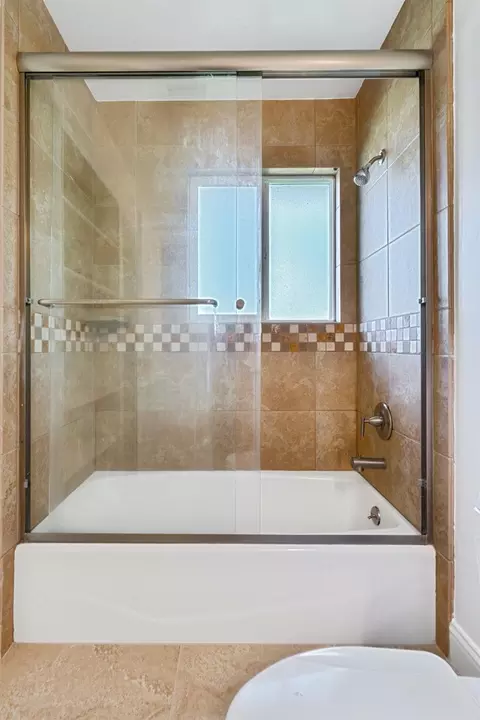 Bath - 3130 Mayer Way, Carmichael, CA 95608 photo 4 of 4
