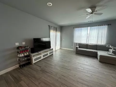 4901 Douvan Ct, Carmichael, CA 95608 photo 5