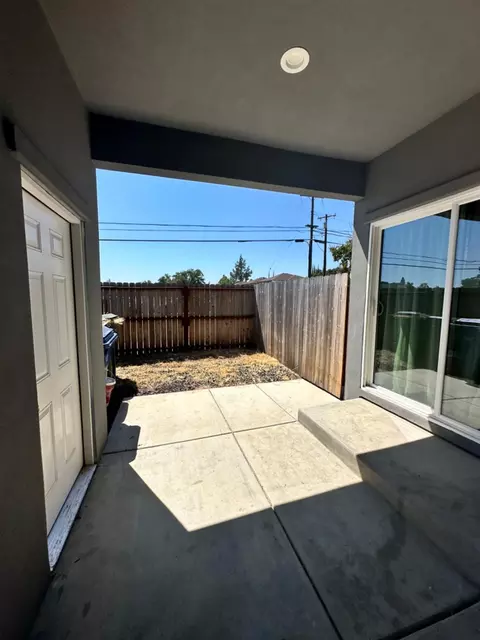 4901 Douvan Ct, Carmichael, CA 95608 photo 27