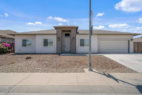 7418 La Mancha Way, Sacramento, CA 95823