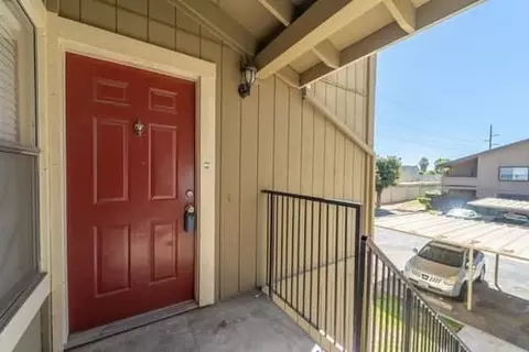 426 Cherry Ln #G, Manteca, CA 95337 photo 3