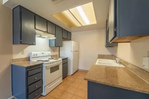 426 Cherry Ln #G, Manteca, CA 95337 photo 8