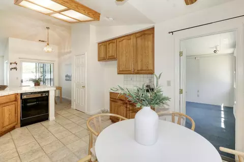 3138 Joellen Ct, Carmichael, CA 95608 photo 17