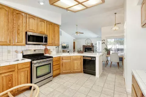 3138 Joellen Ct, Carmichael, CA 95608 photo 18