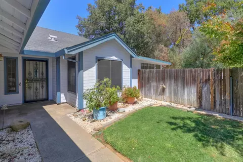 3138 Joellen Ct, Carmichael, CA 95608 photo 2
