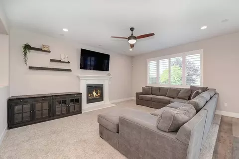 1003 Outpost Ct, Rocklin, CA 95765 photo 7