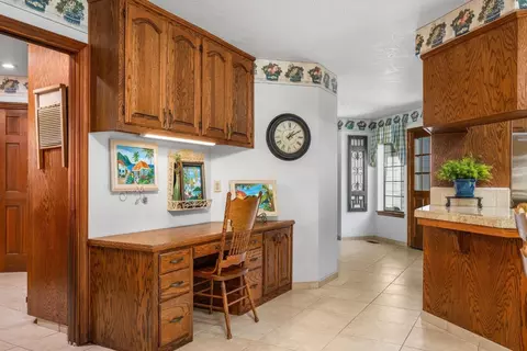 Entry Way - 751 Camelia Ct, Ripon, CA 95366 photo 2 of 6