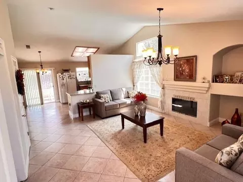 4486 Mirage Dr, Turlock, CA 95382 photo 4