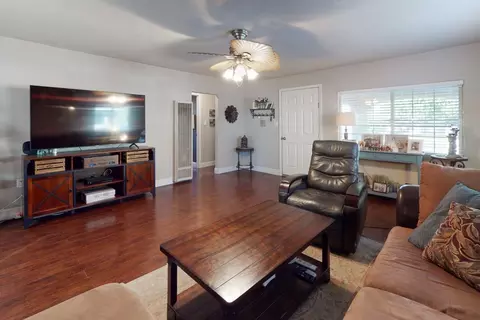 Living - 182 Oregon St, Gridley, CA 95948 photo 1 of 1