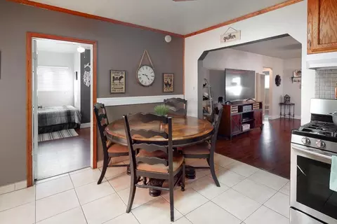 Dining - 182 Oregon St, Gridley, CA 95948 photo 1 of 1