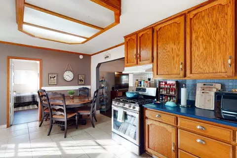 Kitchen - 182 Oregon St, Gridley, CA 95948 photo 3 of 4