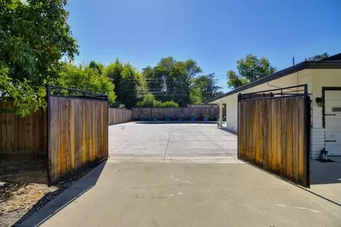 Exterior - 3221 Max Ct, Carmichael, CA 95608 photo 19 of 21