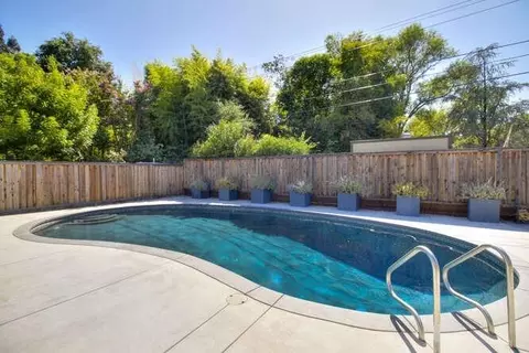 Exterior - 3221 Max Ct, Carmichael, CA 95608 photo 9 of 21