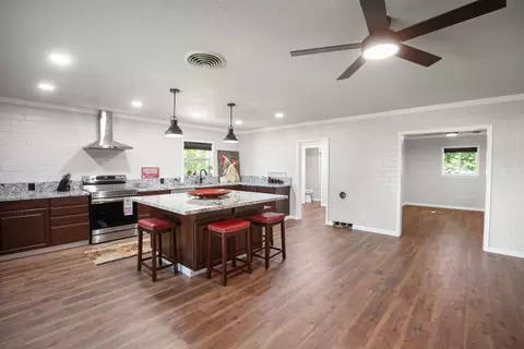 Kitchen - 11476 Larkin Rd, Live Oak, CA 95953 photo 2 of 3