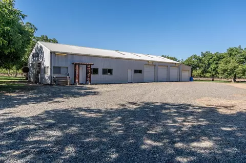 Exterior - 11476 Larkin Rd, Live Oak, CA 95953 photo 2 of 8