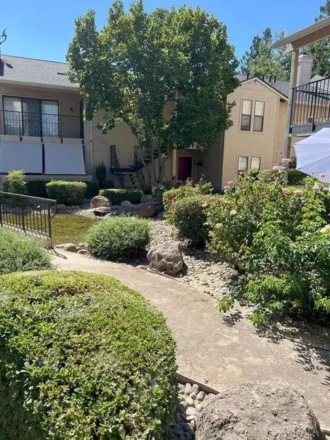 Exterior - 2401 Eilers Ln #505, Lodi, CA 95242 photo 3 of 4
