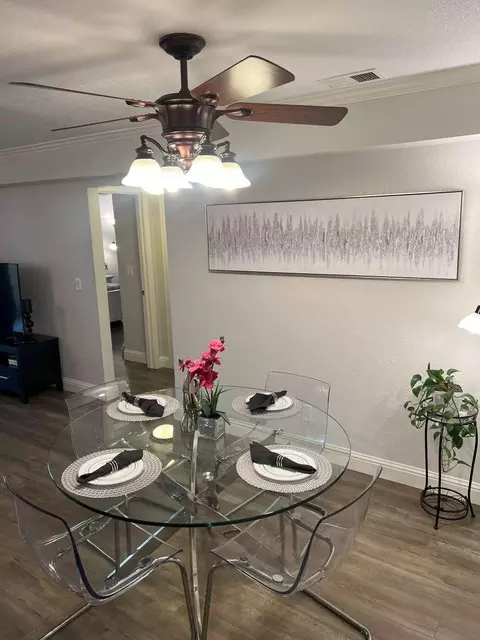 Dining - 2401 Eilers Ln #505, Lodi, CA 95242 photo 1 of 2