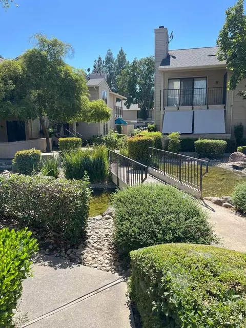Exterior - 2401 Eilers Ln #505, Lodi, CA 95242 photo 2 of 4