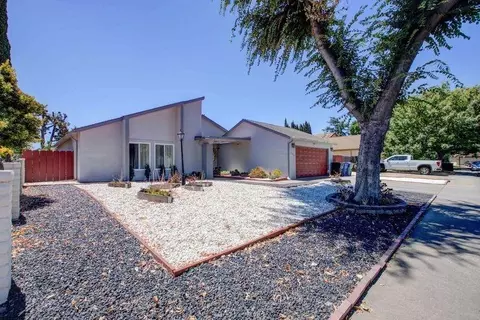1000 Pennington Pl, Modesto, CA 95356 photo 2