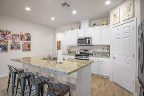 3012 Bridgestone Ln, Modesto, CA 95355 photo 14