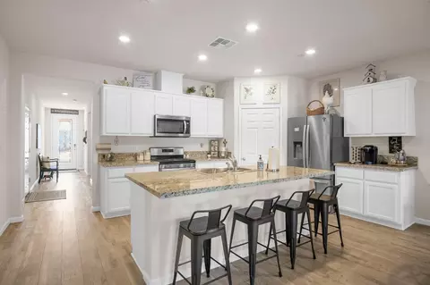 3012 Bridgestone Ln, Modesto, CA 95355 photo 3