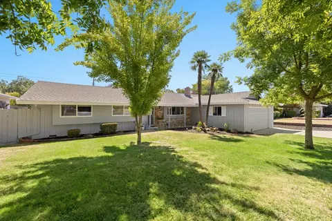 4318 Glenridge Dr, Carmichael, CA 95608 photo 3