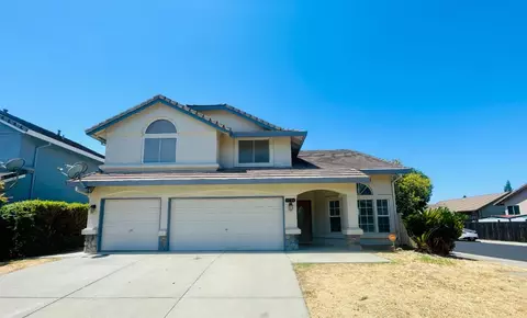 8718 White Peacock Way, Elk Grove, CA 95624