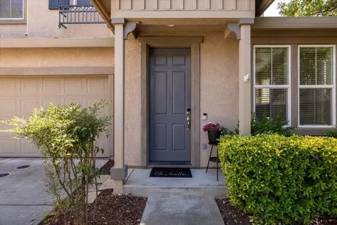 922 Courtyards Loop, Lincoln, CA 95648 photo 3