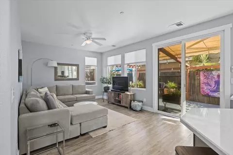 922 Courtyards Loop, Lincoln, CA 95648 photo 5