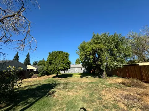 1214 S School St, Lodi, CA 95240 photo 23