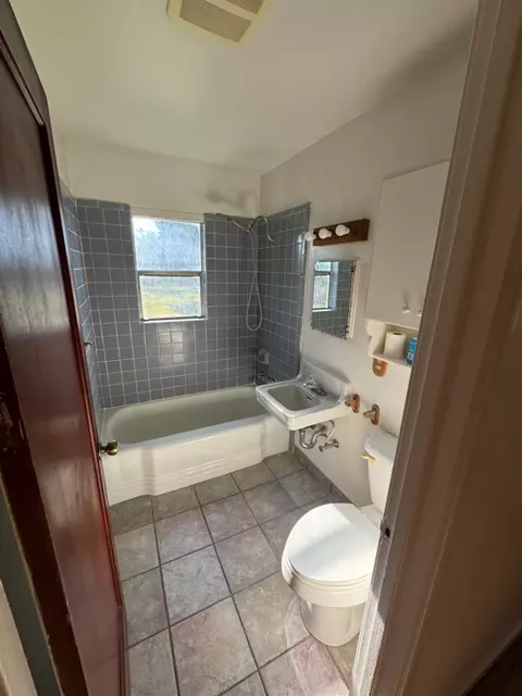 1214 S School St, Lodi, CA 95240 photo 15