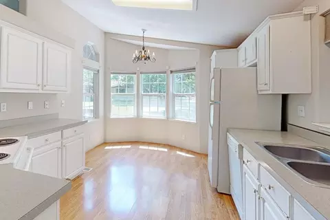 Kitchen - 134 Larkin Rd, Gridley, CA 95948 photo 5 of 6