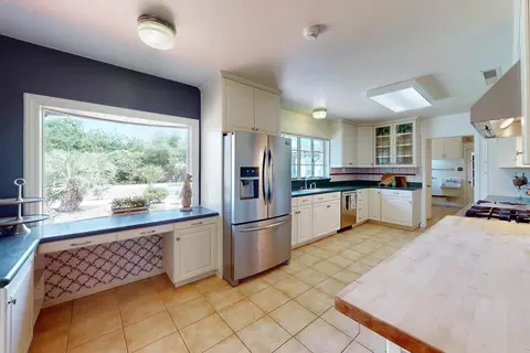 Kitchen - 134 Larkin Rd, Gridley, CA 95948 photo 1 of 6