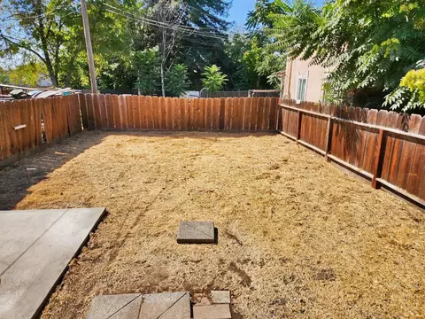 217 I St, Modesto, CA 95351 photo 14