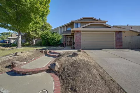 1353 Kingswood Dr, Roseville, CA 95678