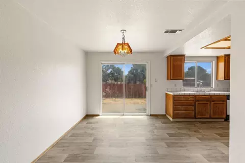 4179 Deaton Dr, Olivehurst, CA 95961 photo 12