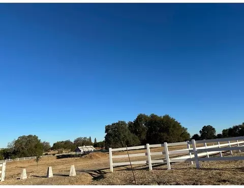 300 Sagebrush Ct, Valley Springs, CA 95252 photo 2