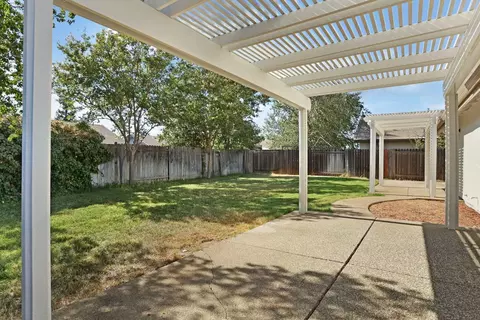1130 E Hill Ct, Galt, CA 95632 photo 31