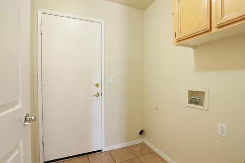 1130 E Hill Ct, Galt, CA 95632 photo 21
