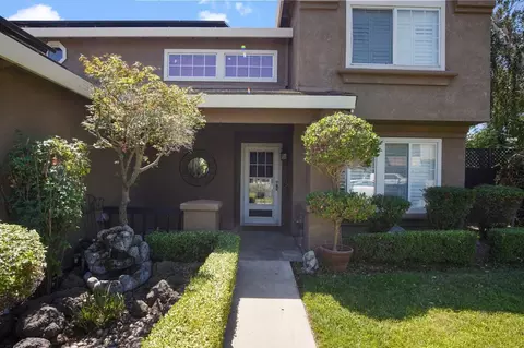 664 Stoneridge Ct, Lathrop, CA 95330 photo 4