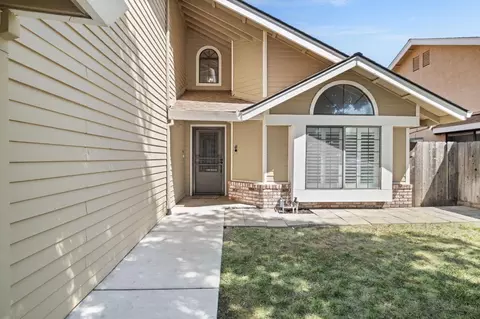 2033 Elwin Way, Modesto, CA 95350 photo 2