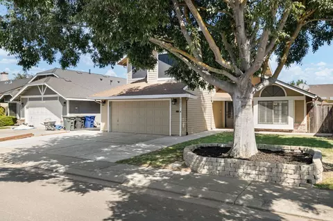 2033 Elwin Way, Modesto, CA 95350 photo 4