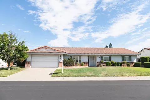 8705 Tipton Ct, Elk Grove, CA 95624