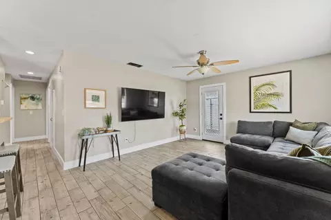 4331 Elton, Olivehurst, CA 95961 photo 4