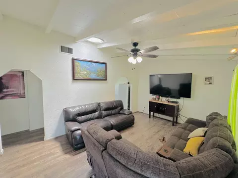 1210 Hilltop Ln, Modesto, CA 95358 photo 6