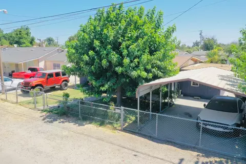 1210 Hilltop Ln, Modesto, CA 95358 photo 5