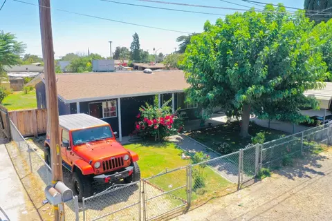 1210 Hilltop Ln, Modesto, CA 95358 photo 3